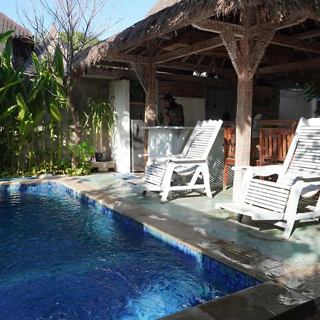 Villa Is Oke House à Gili Trawangan Extérieur photo