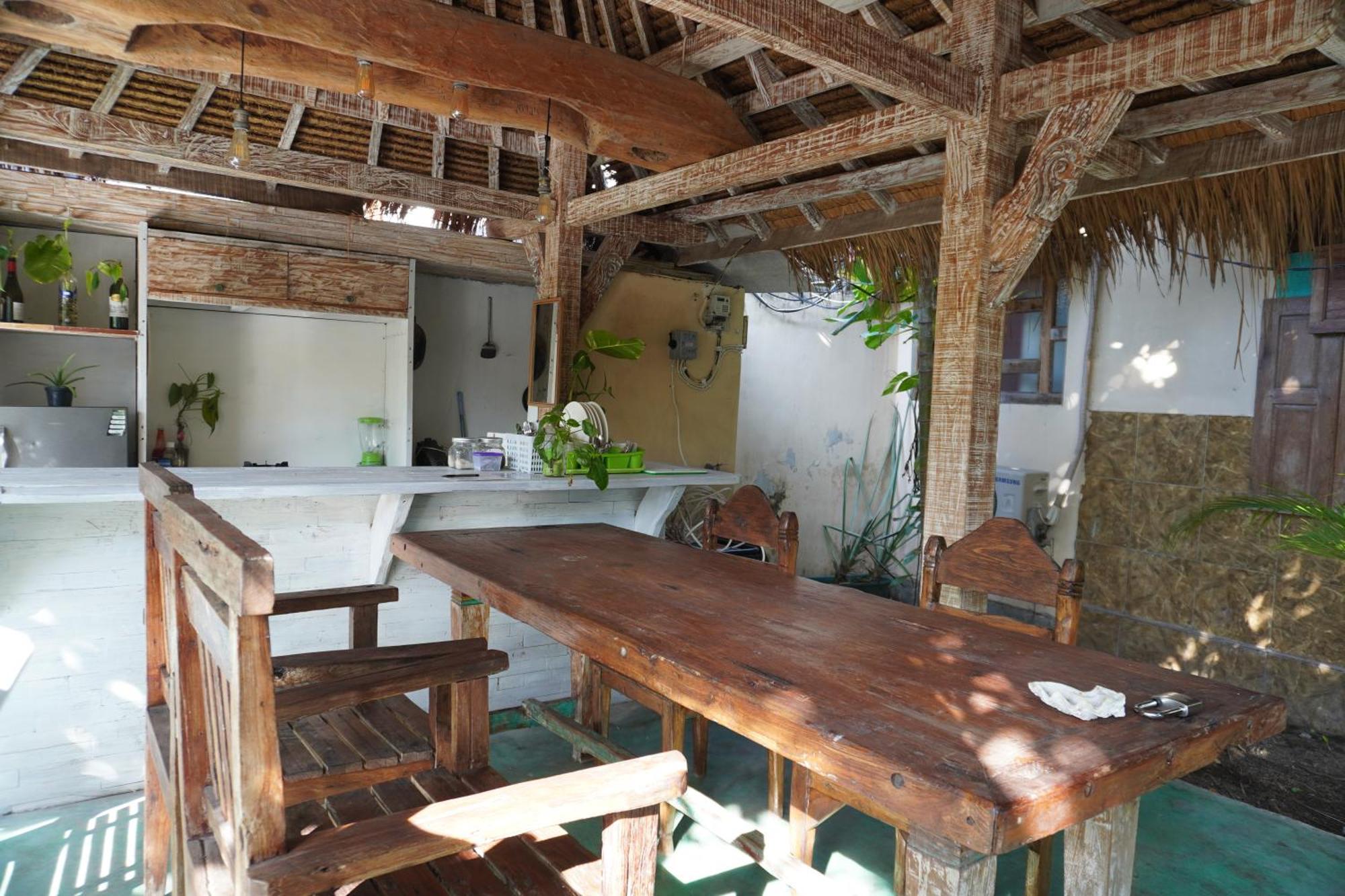 Villa Is Oke House à Gili Trawangan Extérieur photo