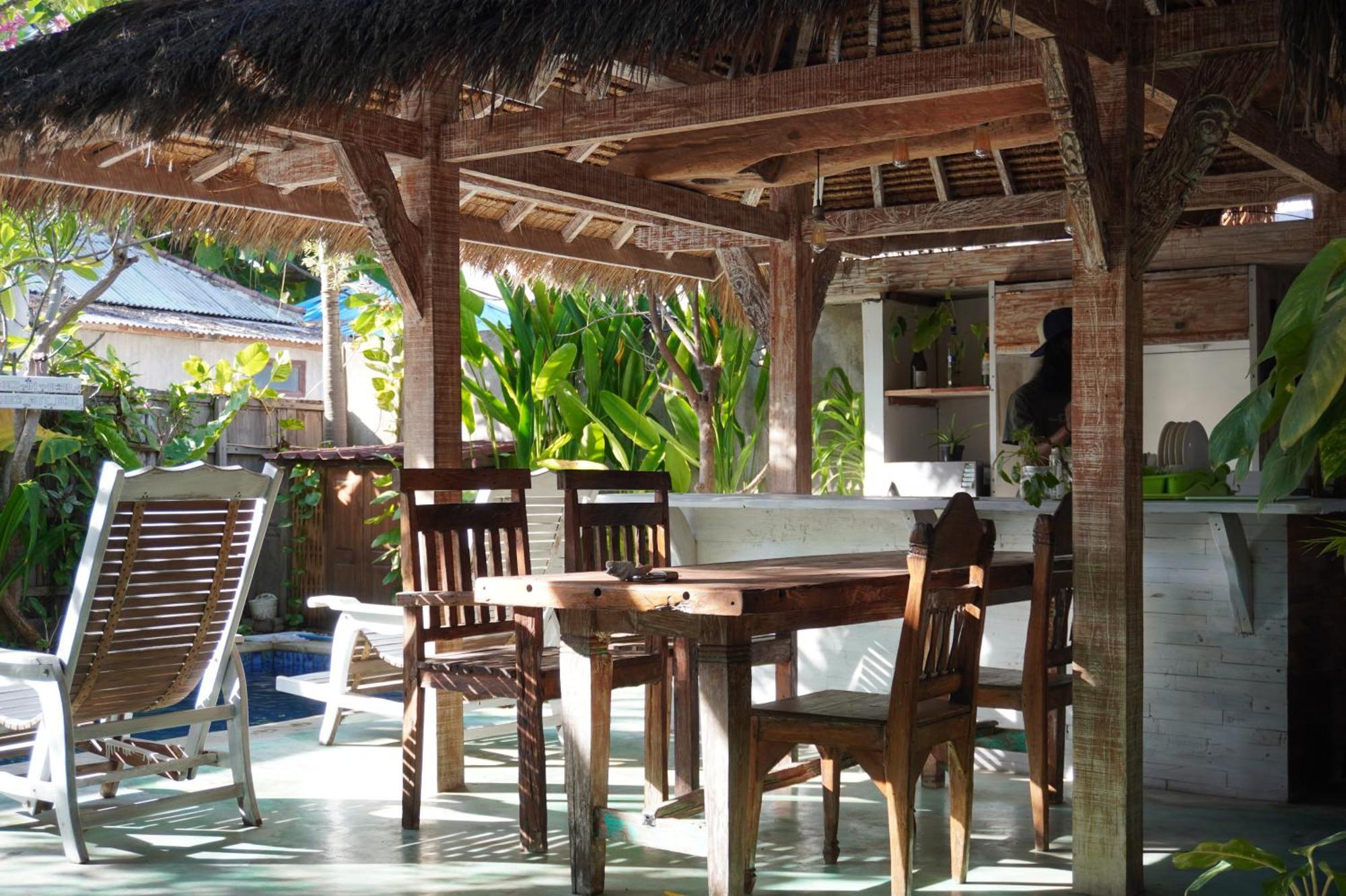 Villa Is Oke House à Gili Trawangan Extérieur photo