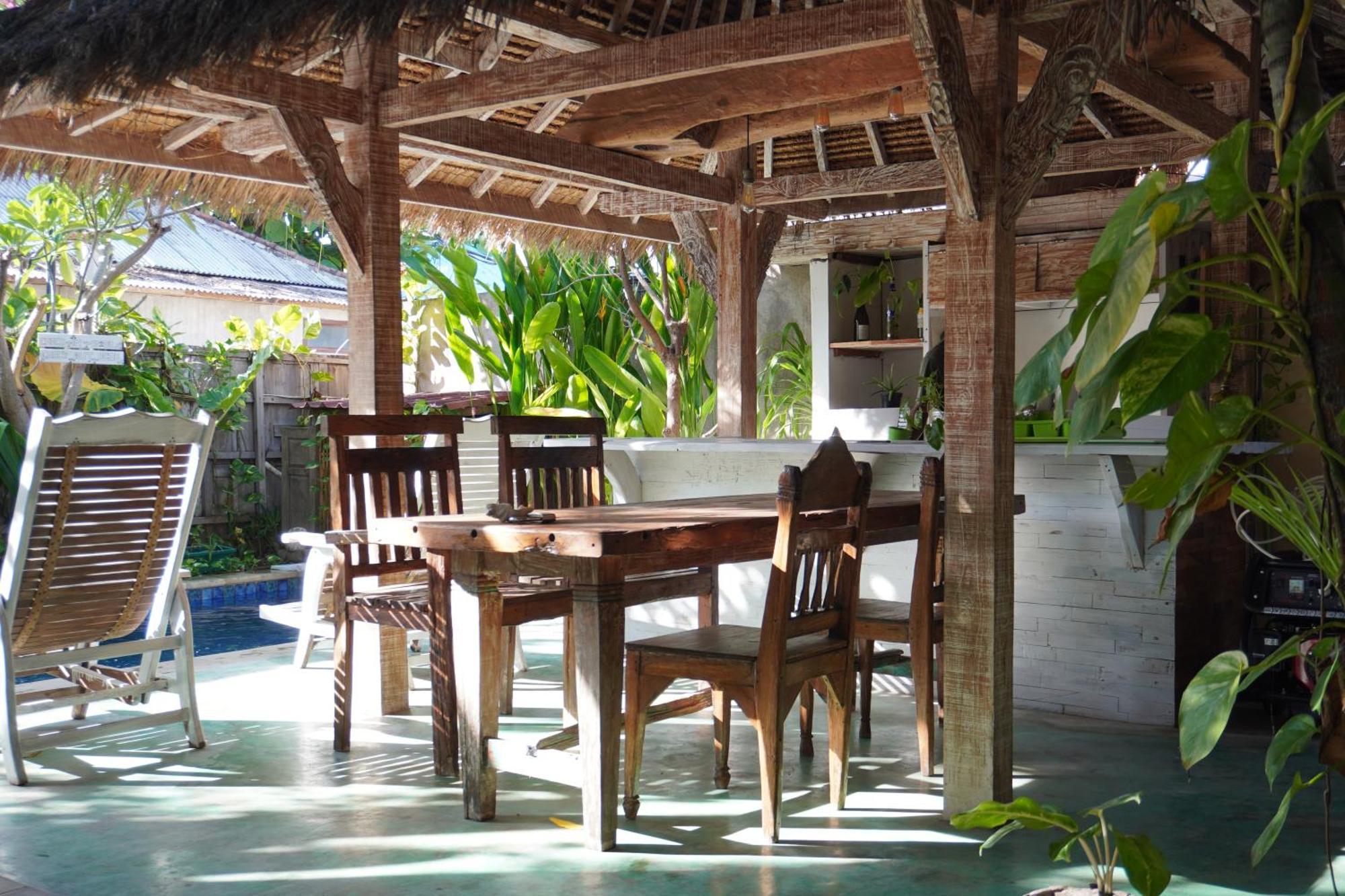 Villa Is Oke House à Gili Trawangan Extérieur photo